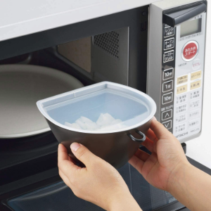 Microwavable Strainer and Bowl with Lid